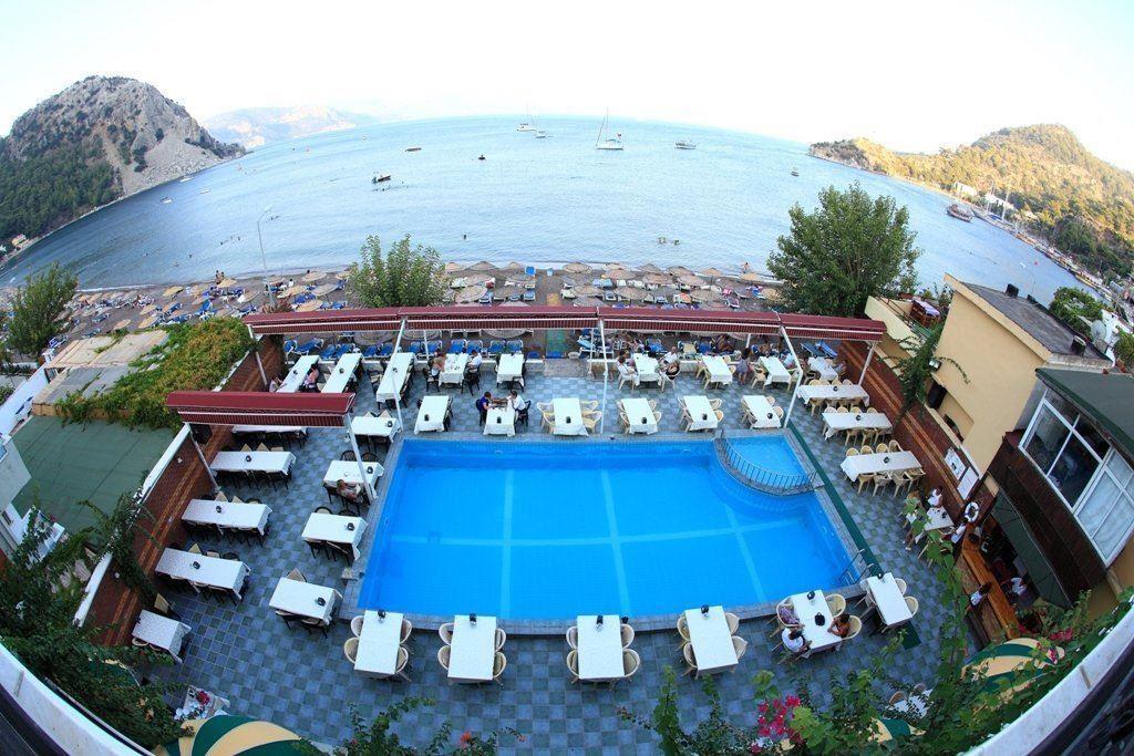 Ozcan Beach Hotel 4*